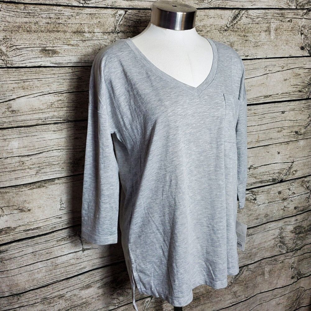 So 3/4 Sleeve Pocket Tee Size Small NWT